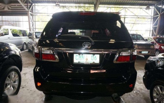 Black Toyota Fortuner 2011 for sale in Automatic-3