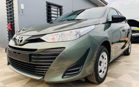 Selling Grayblack Toyota Vios 2019 in Santiago-5