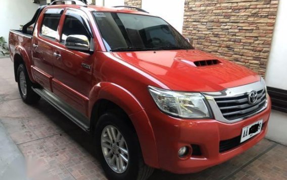 Red Toyota Hilux 2014 for sale in Automatic-3