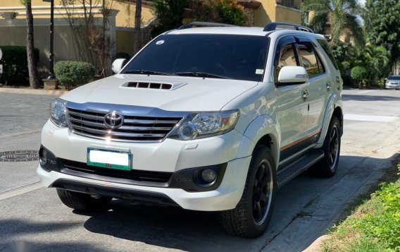 Selling Toyota Fortuner 2013 in Quezon City-4