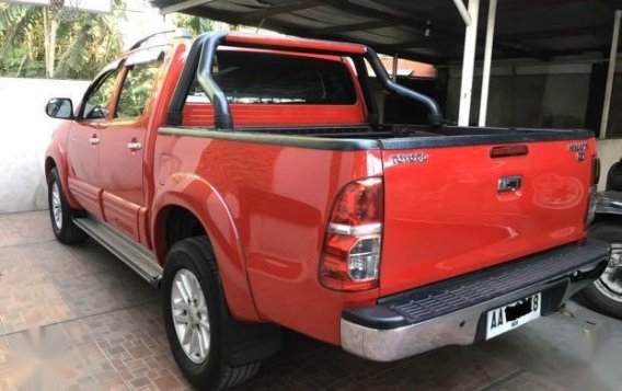 Red Toyota Hilux 2014 for sale in Automatic-2