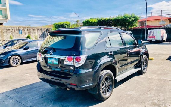 Black Toyota Fortuner 2012 for sale in Manila-2