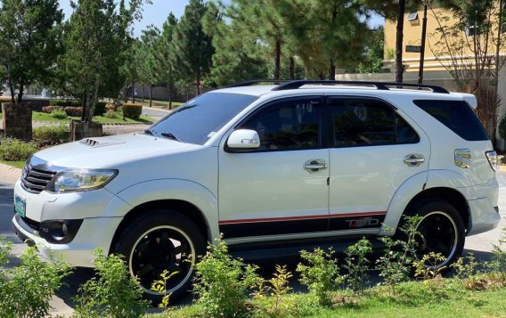 Selling Toyota Fortuner 2013 in Quezon City-5