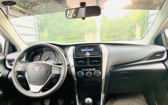 Selling Grayblack Toyota Vios 2019 in Santiago-7