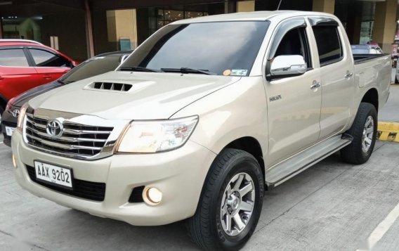 Selling Silver Toyota Hilux 2009 in Las Piñas-3