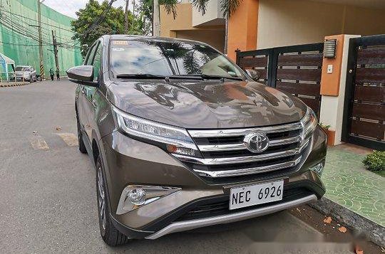 Selling Brown Toyota Rush 2018 in Manila