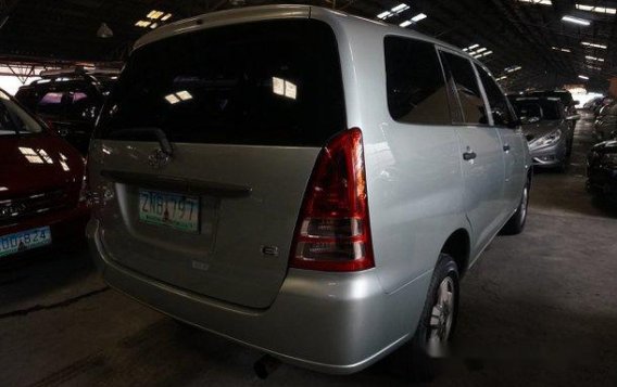 Selling Silver Toyota Innova 2008 in Makati-3