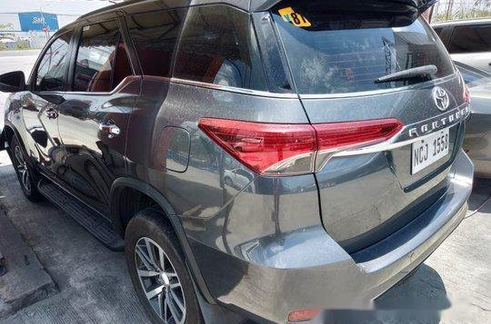 Grey Toyota Fortuner 2016 for sale in Automatic-5