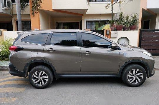 Selling Brown Toyota Rush 2018 in Manila-1