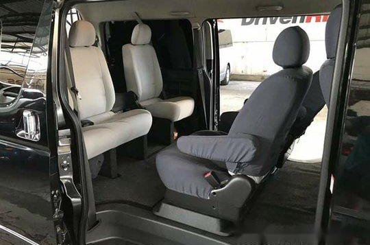 Selling Black Toyota Hiace 2015 in Quezon City-5