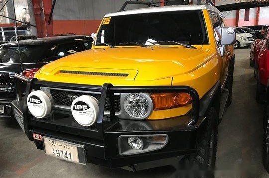 Yellow Toyota Fj Cruiser 2016 for sale in Quezon City-2