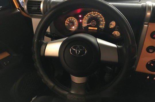 Yellow Toyota Fj Cruiser 2016 for sale in Quezon City-6