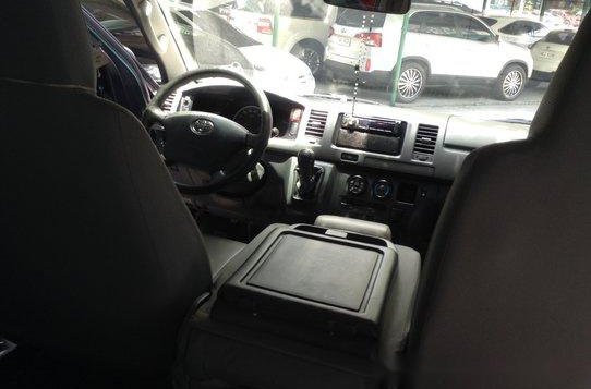 Green Toyota Hiace 2009 for sale in Quezon City-7