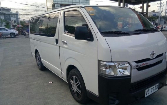Selling White Toyota Hiace 2016 in Manila-1