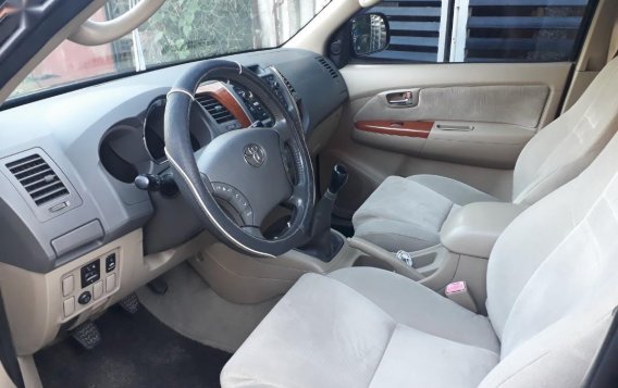 Black Toyota Fortuner 2011 for sale in Manual-4