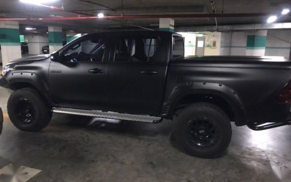 Sell Black 2017 Toyota Hilux in Manila-5