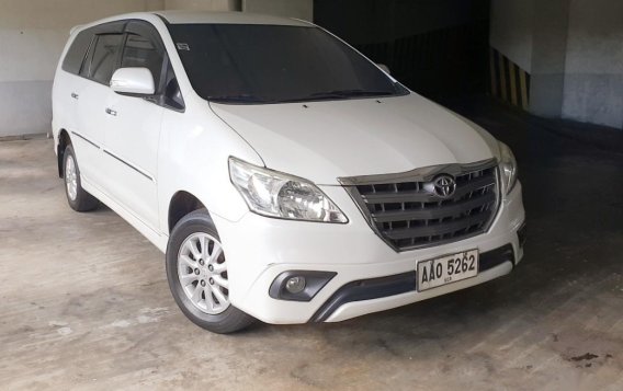 White Toyota Innova 2014 for sale in Manual-4