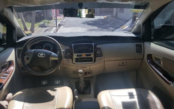 2nd Hand Toyota Innova for sale in Las Pinas-1