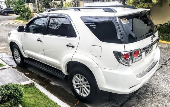 White Toyota Fortuner 2014 for sale in Automatic-3