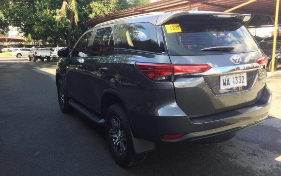 Black Toyota Fortuner 2017 for sale in Mandaluyong-3