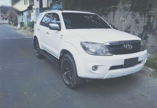 White Toyota Fortuner 2006 for sale in Automatic-3