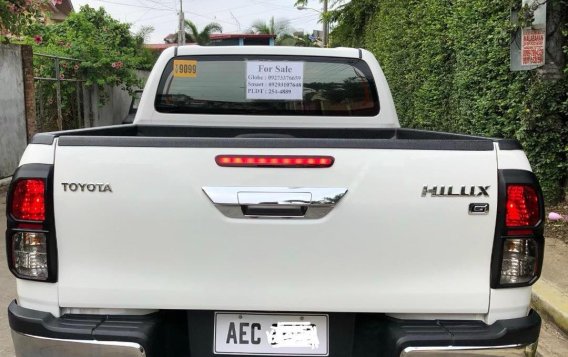 White Toyota Hilux 2016 for sale in Manual-2