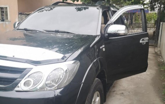 Black Toyota Fortuner 2008 for sale in Manila-4