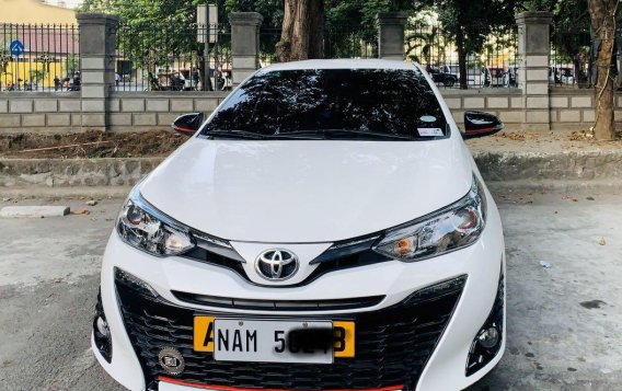 White Toyota Yaris 2018 for sale in Automatic