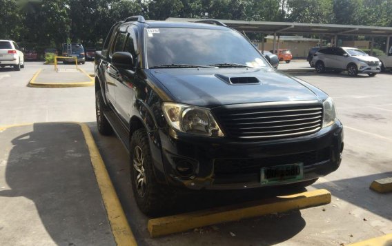 Sell Black 2011 Toyota Hilux in Angeles-3