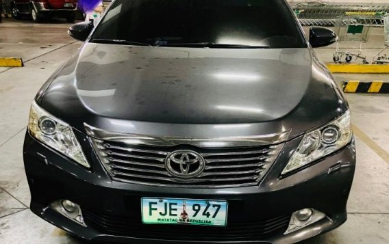 Black Toyota Camry 2013 for sale in Automatic-3