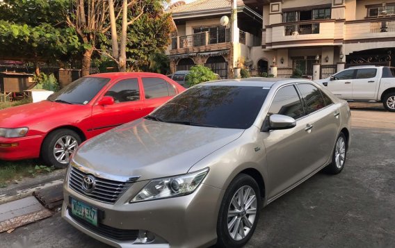 Grey Toyota Camry 2013 for sale in Automatic