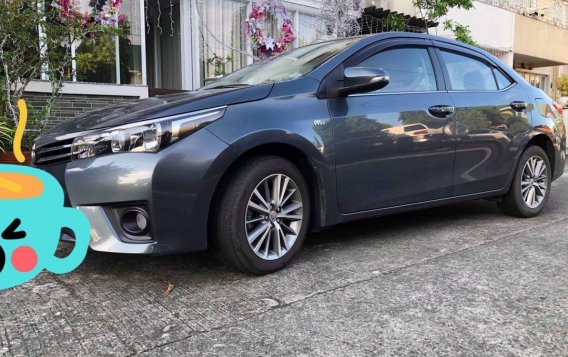 Sell 2015 Toyota Corolla in Quezon City-2