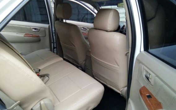 Selling White  Toyota Fortuner 2010 in Famy-6