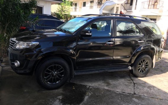 Black Toyota Fortuner 2015 for sale in Automatic