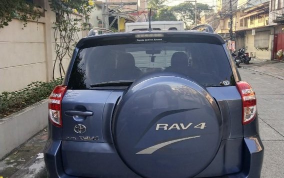 Blue Toyota Rav4 2011 for sale in Automatic-1