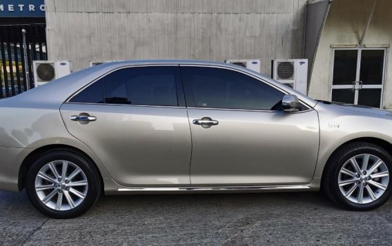 Sell 2012 Toyota Camry in Manila-4