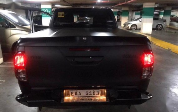 Sell Black 2017 Toyota Hilux in Manila-3