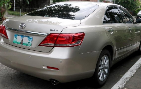 Silver Toyota Camry 2010 for sale in Pasig-2