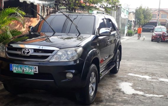 Sell Black 2018 Toyota Fortuner in Manila-2