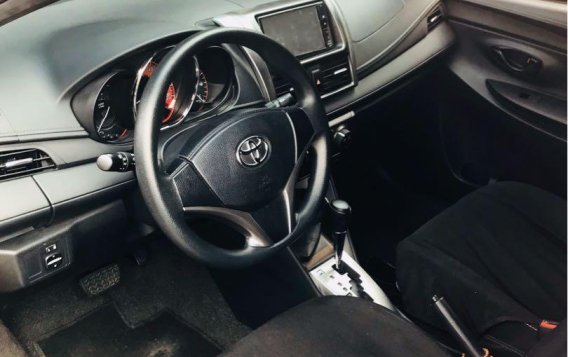 Red Toyota Yaris 2016 for sale in Manila-2