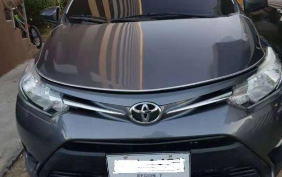 Selling Grey Toyota Vios 2018 in Manila-3