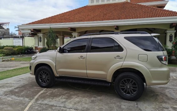 Toyota Fortuner 2015 for sale in Manila -7