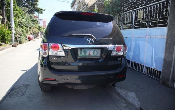 Black Toyota Fortuner 2016 for sale in Automatic-7