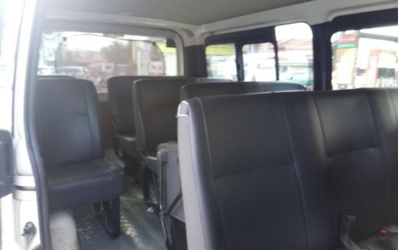 Selling White Toyota Hiace 2016 in Manila-7