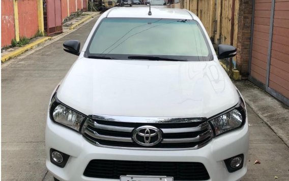 White Toyota Hilux 2016 for sale in Manual