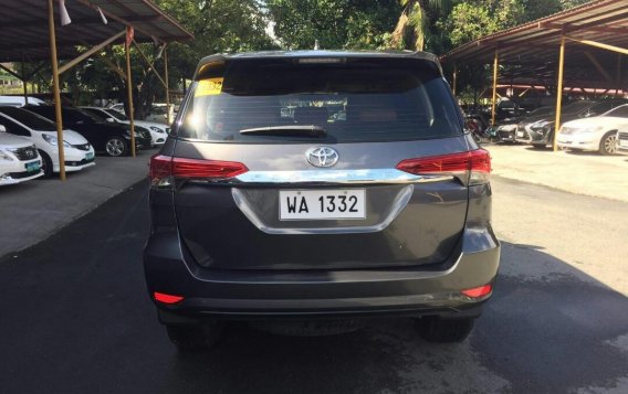 Black Toyota Fortuner 2017 for sale in Mandaluyong-2