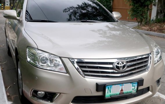 Silver Toyota Camry 2010 for sale in Pasig-1