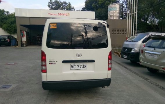 Selling White Toyota Hiace 2016 in Manila-3