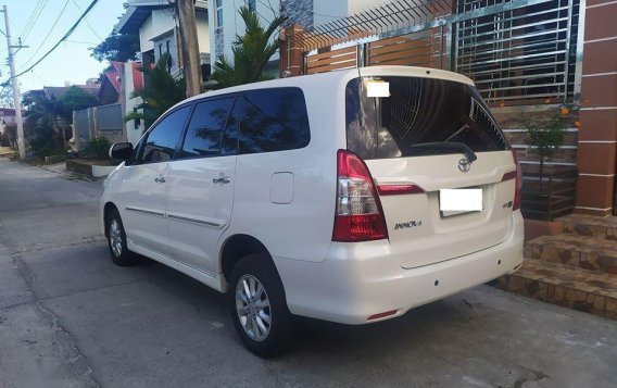 White Toyota Innova 2014 for sale in Angeles-3