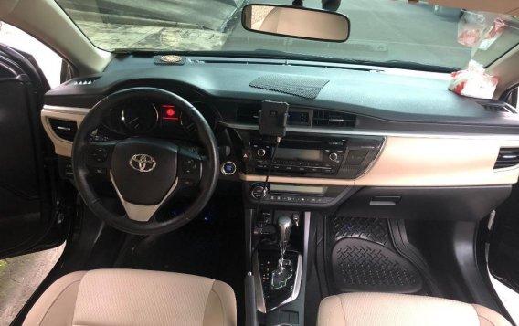 Black Toyota Corolla altis 2014 for sale in Quezon City-4